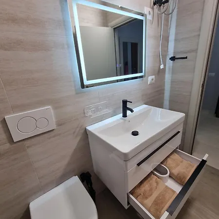 Appartement Bes' Sea View Vlorë
