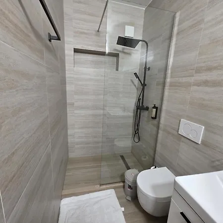 Apartment Bes Sea View Vlore