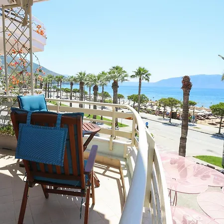 Bes' Sea View アパート
