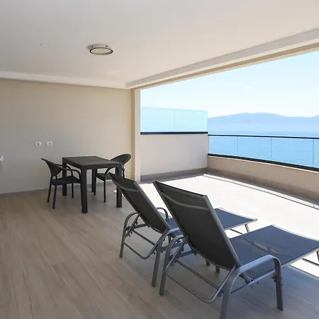アパート Bes' Sea View *