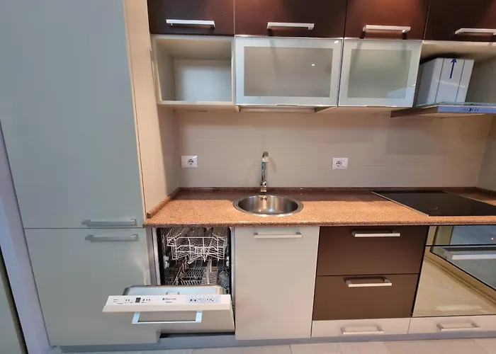 Bes Sea View Apartmán *