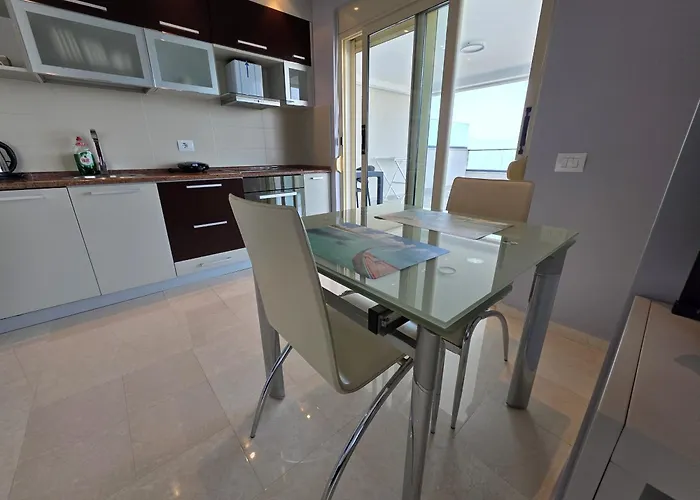 Bes Sea View Appartement *